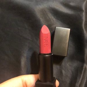 NARS Audacious Lipstick - Vivien